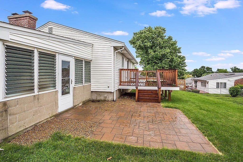 86 Jensen Road Watertown, MA 02472 - Photo 23 of 25