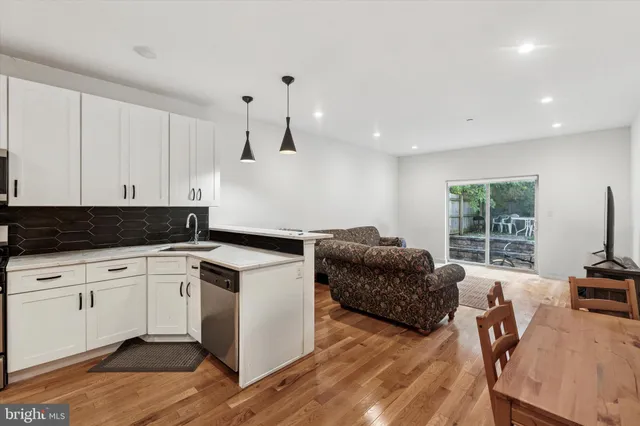 $699,000 | 1628 North Marshall Street, Philadelphia, PA 19122