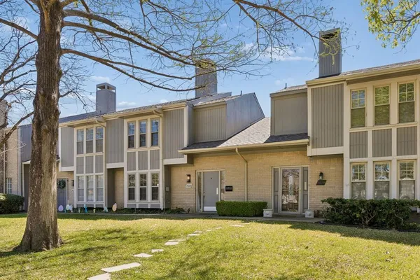 $2,750 | 7616 Woodthrush Drive, Unit 8, Dallas, TX 75230