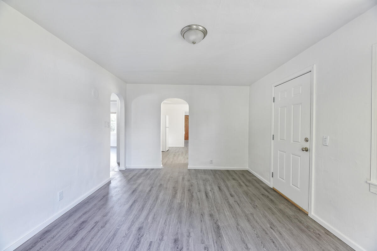 1808 Spring Street Medford, OR 97504 - Photo 29 of 49 29