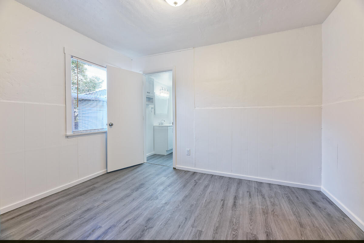 1808 Spring Street Medford, OR 97504 - Photo 38 of 49 35(2)