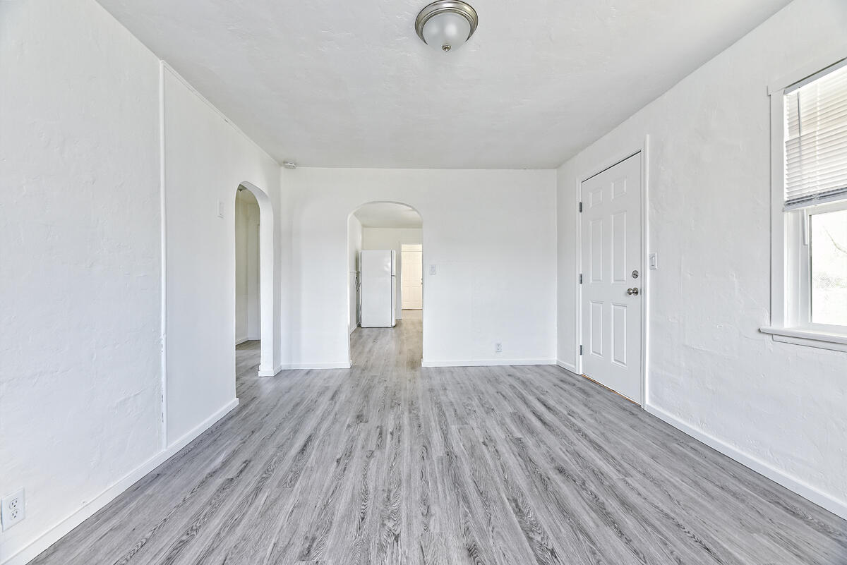 1808 Spring Street Medford, OR 97504 - Photo 47 of 49 45