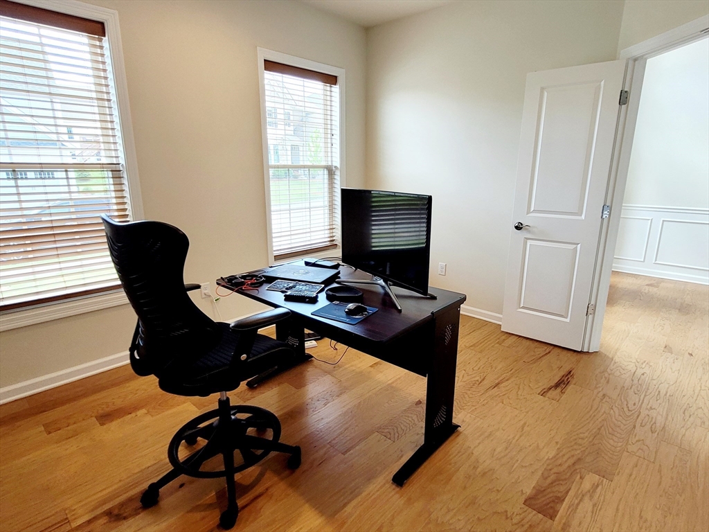 13 Walnut Way, Unit 13 Hopkinton, MA 01748 - Photo 12 of 32
