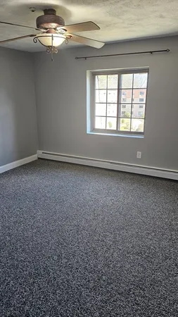 $2,350 | 135 Grove Street, Unit 140, Rockland, MA 02370