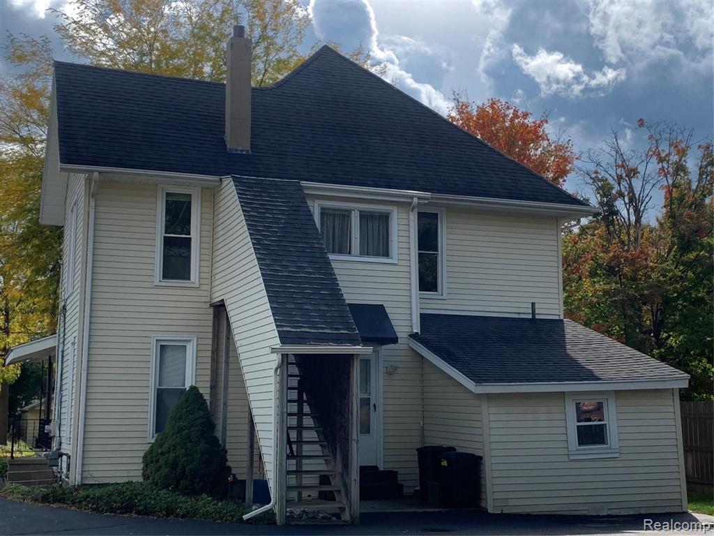 209 Elm Street Flushing, MI 48433 - Photo 3 of 21