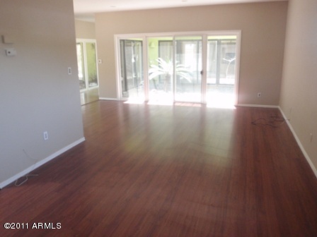 2035 East Bethany Home Road Phoenix, AZ 85016 - Photo 10 of 17 Room