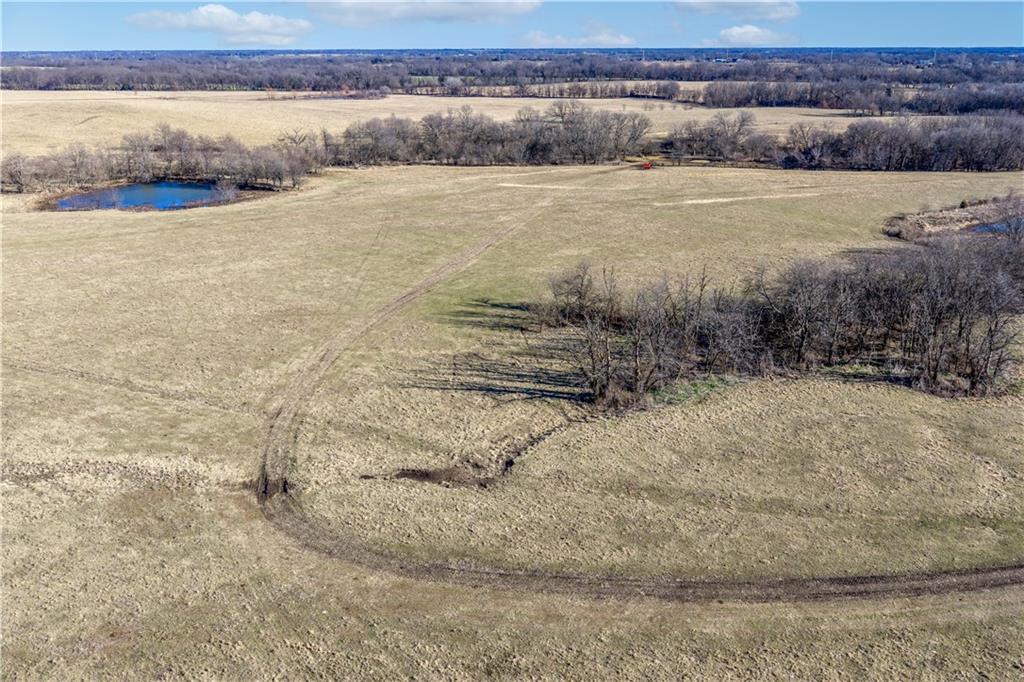 52 Highway 52 Windsor, MO 65360 - Photo 22 of 98