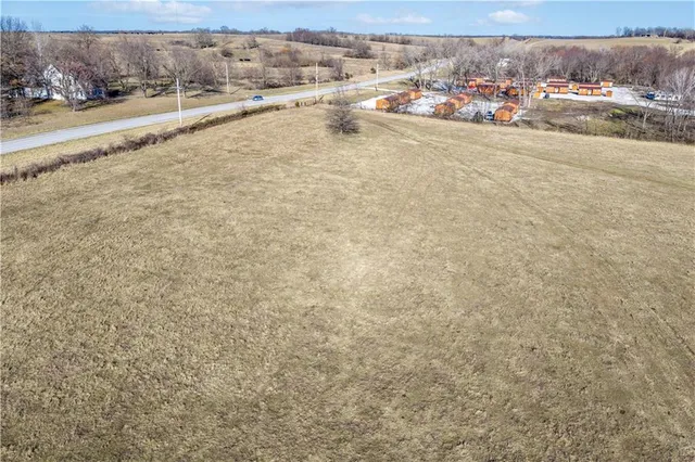 $550,000 | 52 Highway 52, Windsor, MO 65360