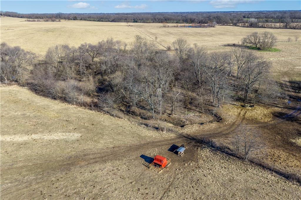 52 Highway 52 Windsor, MO 65360 - Photo 32 of 98