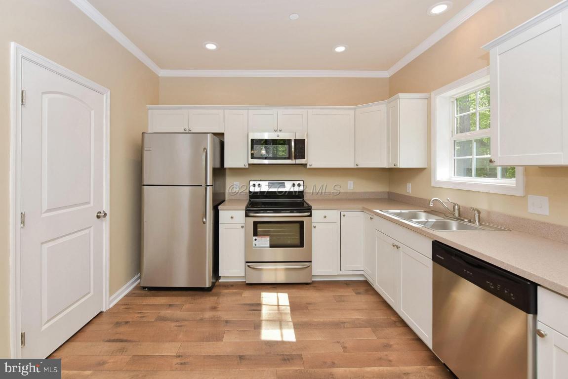 22 Gloucester Road Ocean Pines, MD 21811 - Photo 2 of 35 Gallery Image 2
