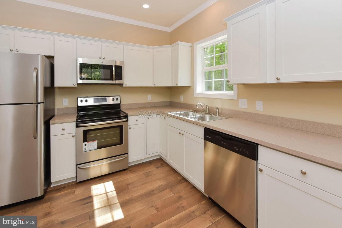 22 Gloucester Road Ocean Pines, MD 21811 - Photo 4 of 35 Gallery Image 4