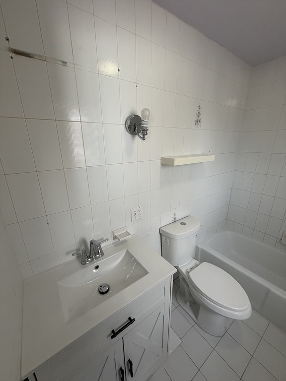 5 Washington Square, Unit 3 Gloucester, MA 01930 - Photo 21 of 22