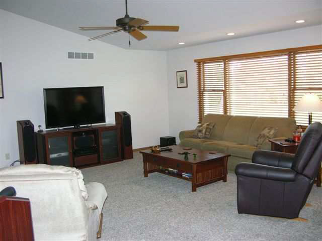 48 South Hunters Ridge Warsaw, IN 46582 - Photo 11 of 23 Gallery Image 11