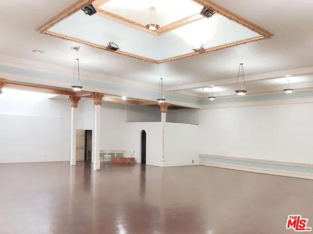 $9,750,000 | 132 Brooks Avenue, Venice, CA 90291