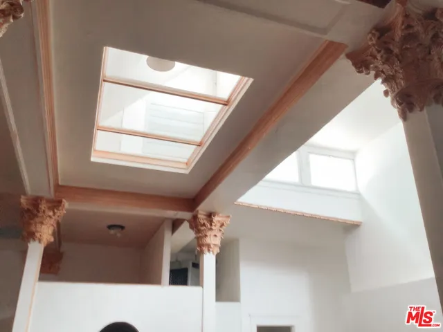 $9,750,000 | 132 Brooks Avenue, Venice, CA 90291