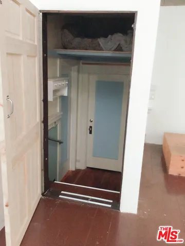 $9,750,000 | 132 Brooks Avenue, Venice, CA 90291