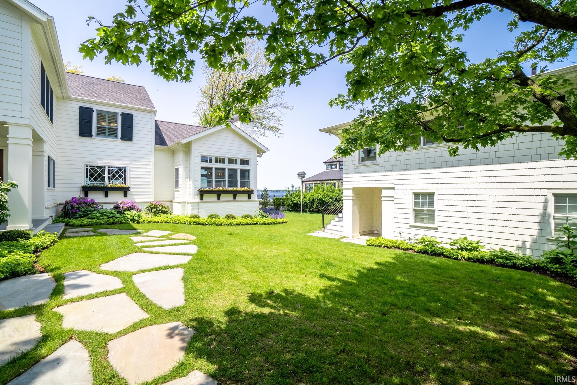 11531 North Ogden Point Road Syracuse, IN 46567 - Photo 19 of 36 Gallery Image 19