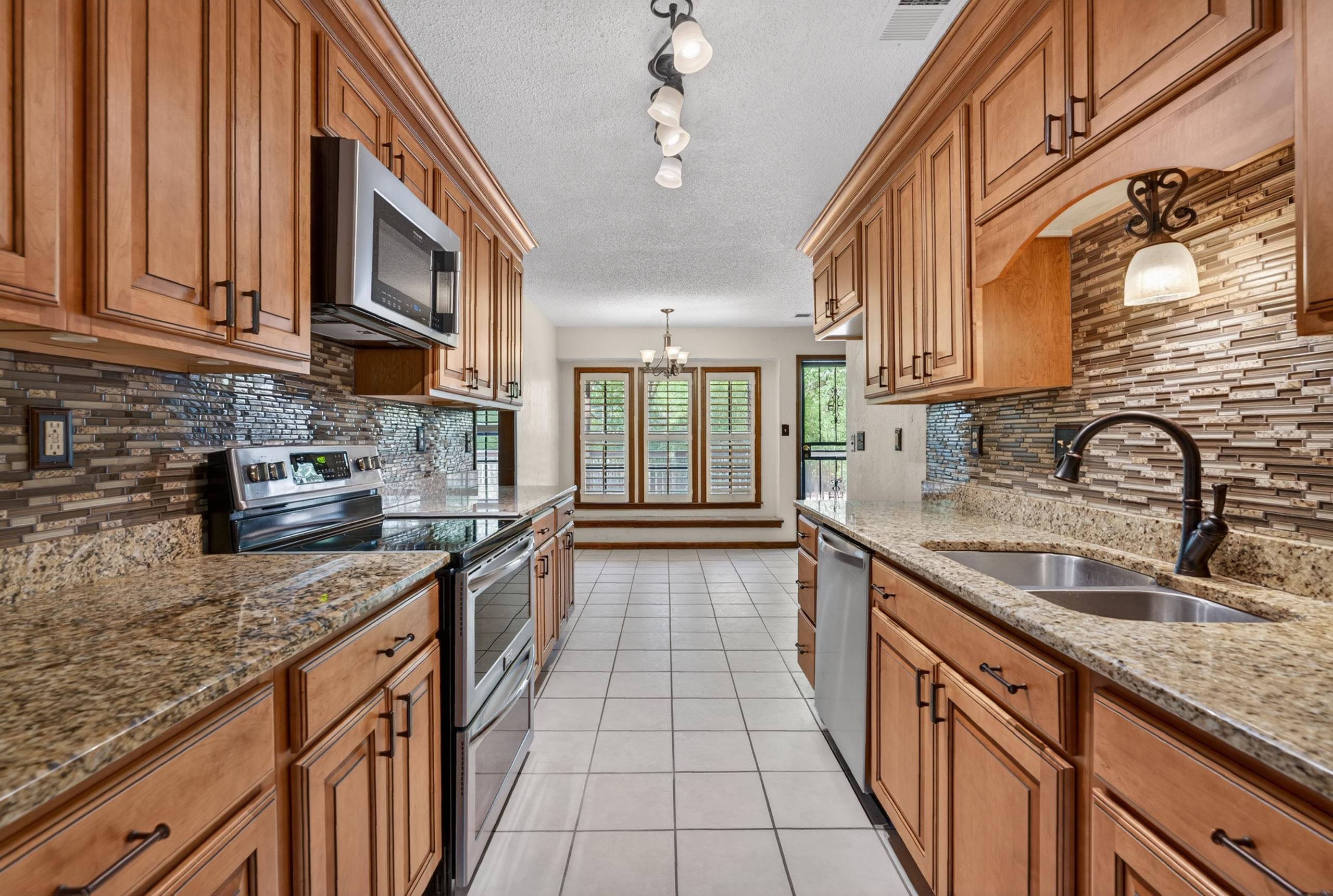 354 College Street Collierville, TN 38017 - Photo 17 of 37