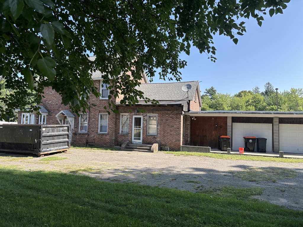 456 Granby Road South Hadley, MA 01075 - Photo 6 of 25 Gallery Image 6