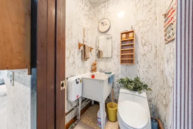 $399,900 | 170 Jefferson Street, Winneconne, WI 54986