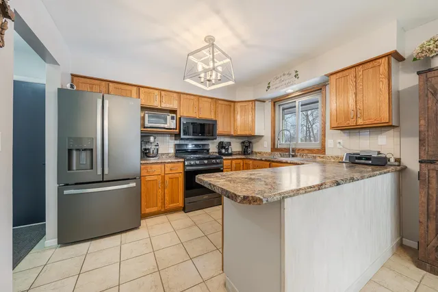 $399,900 | 170 Jefferson Street, Winneconne, WI 54986