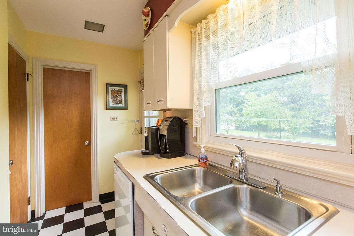 140 Owl Hill Road Lititz, PA 17543 - Photo 21 of 68