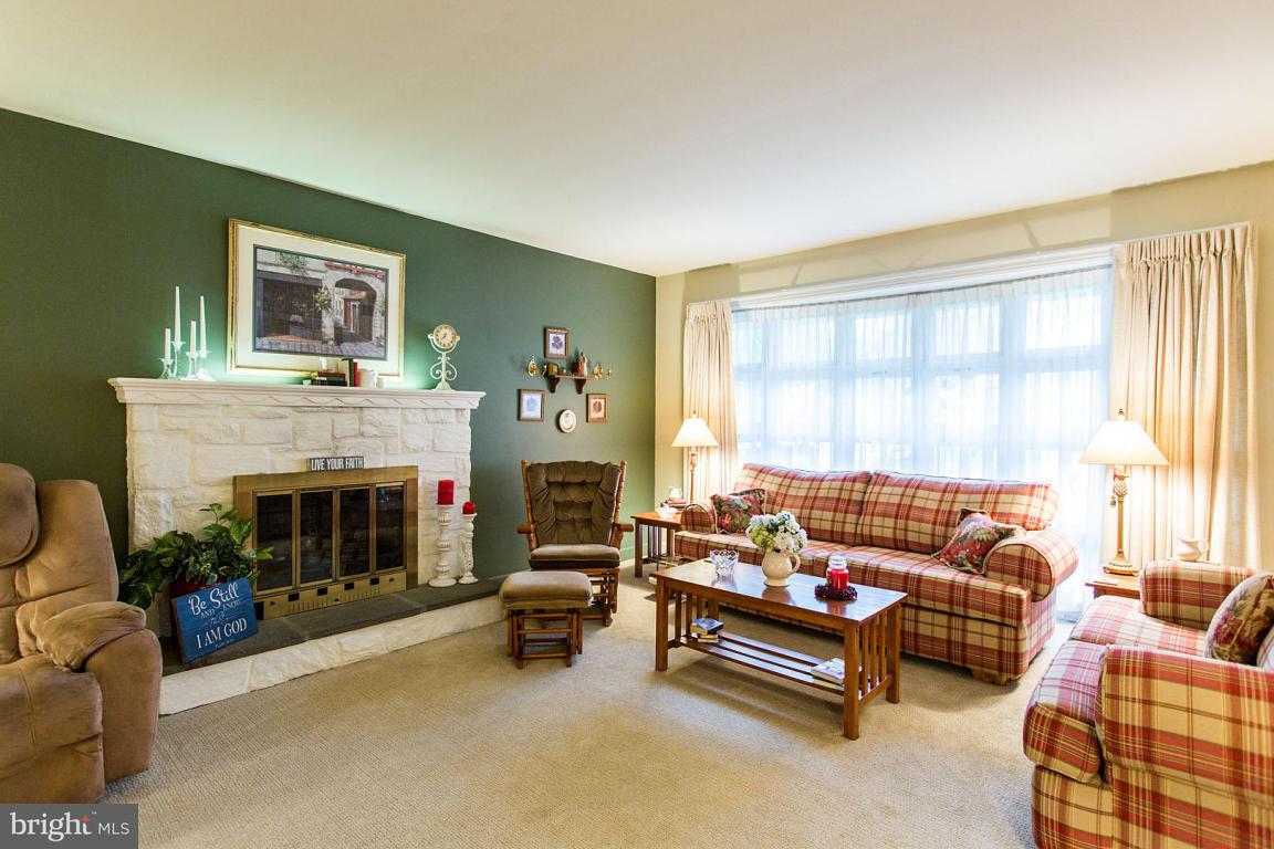140 Owl Hill Road Lititz, PA 17543 - Photo 6 of 68
