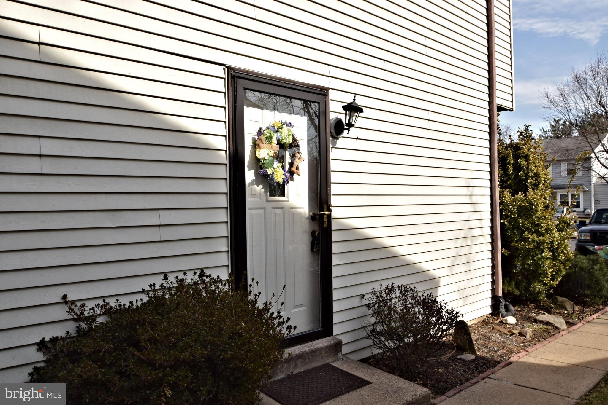 17 School Road Horsham, PA 19044 - Photo 2 of 25 Gallery Image 2