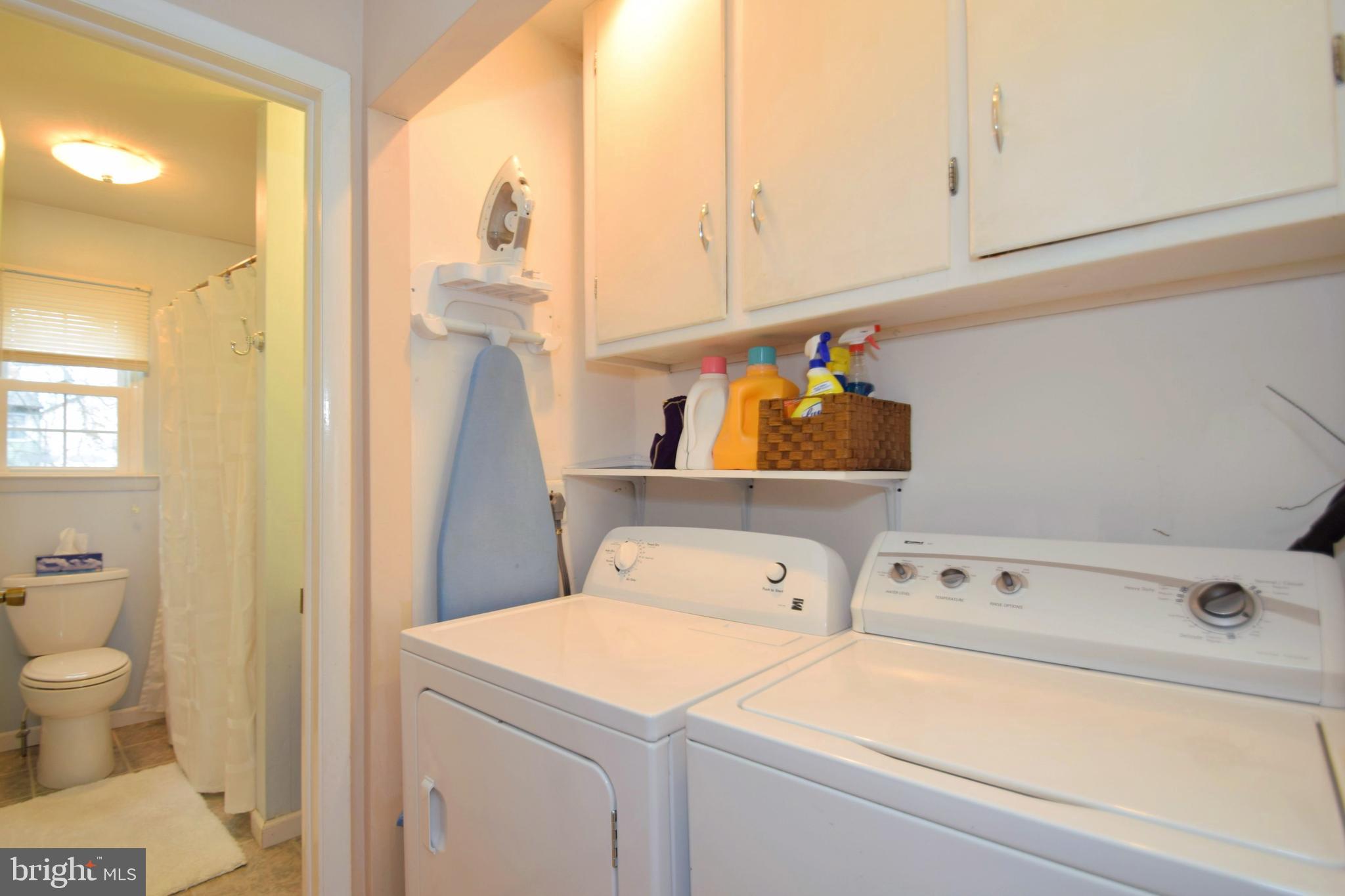 17 School Road Horsham, PA 19044 - Photo 20 of 25 Conveniently located 2nd floor laundry