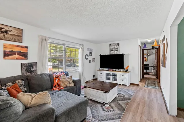 $220,000 | 1404 Ridgeway Drive, Richmond, MO 64085