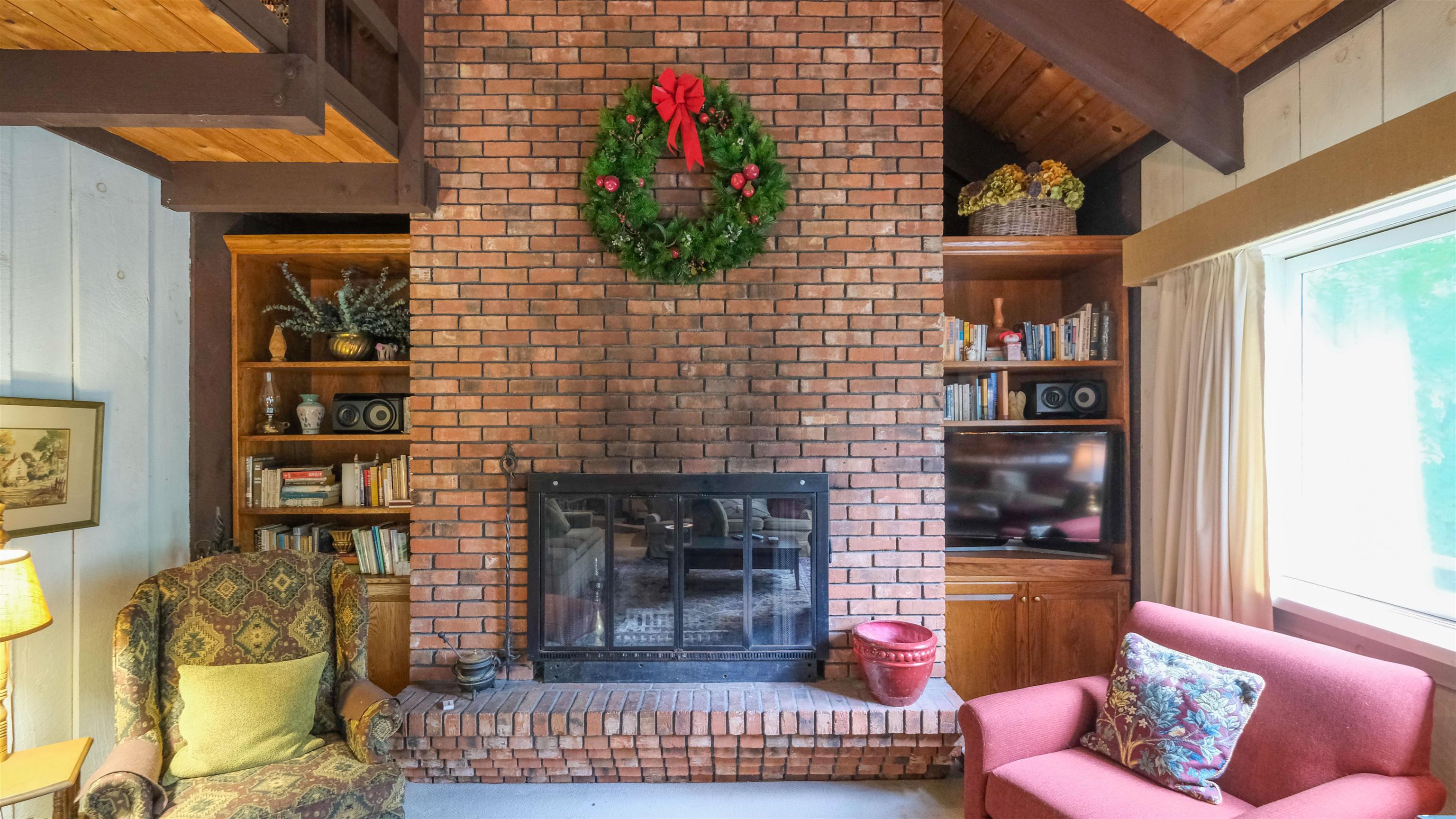240 Ghia Farm Road Ludlow, VT 05149 - Photo 4 of 45 Gallery Image 4