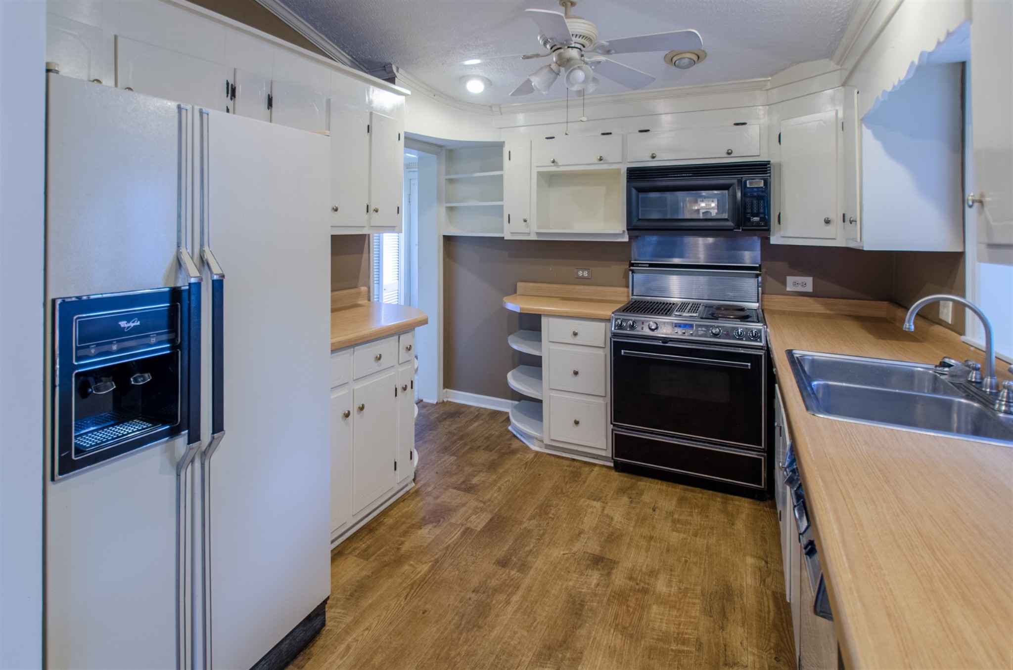 912 Snell Road Lewisburg, TN 37091 - Photo 4 of 17 Gallery Image 4