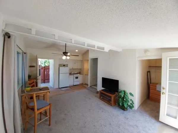 $1,700 | 1248 Donald Way, Escondido, CA 92027