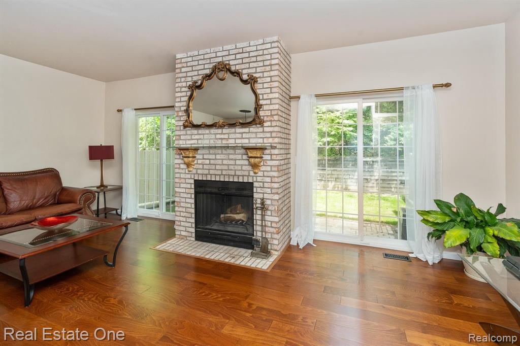 1370 Crescent Lane, Unit 302 Rochester Hills, MI 48306 - Photo 10 of 41