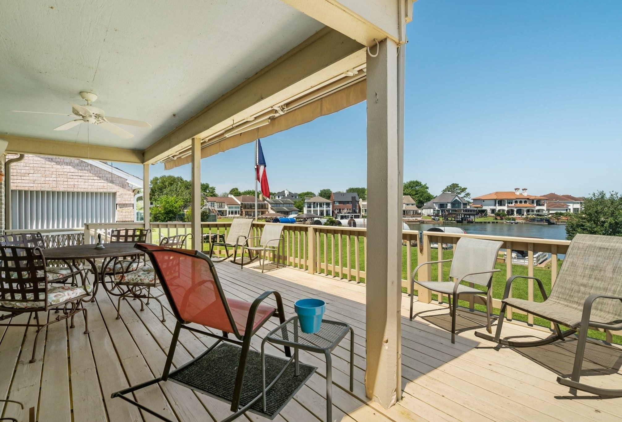 112 Cove Point Conroe, TX 77356 - Photo 39 of 47