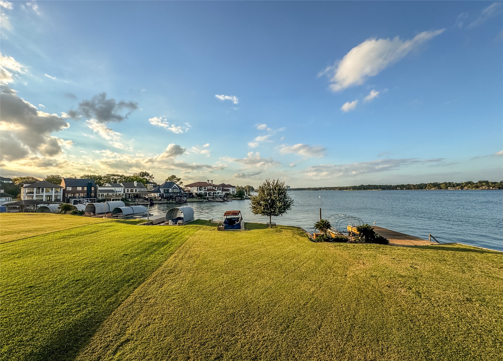 112 Cove Point Conroe, TX 77356 - Photo 44 of 47