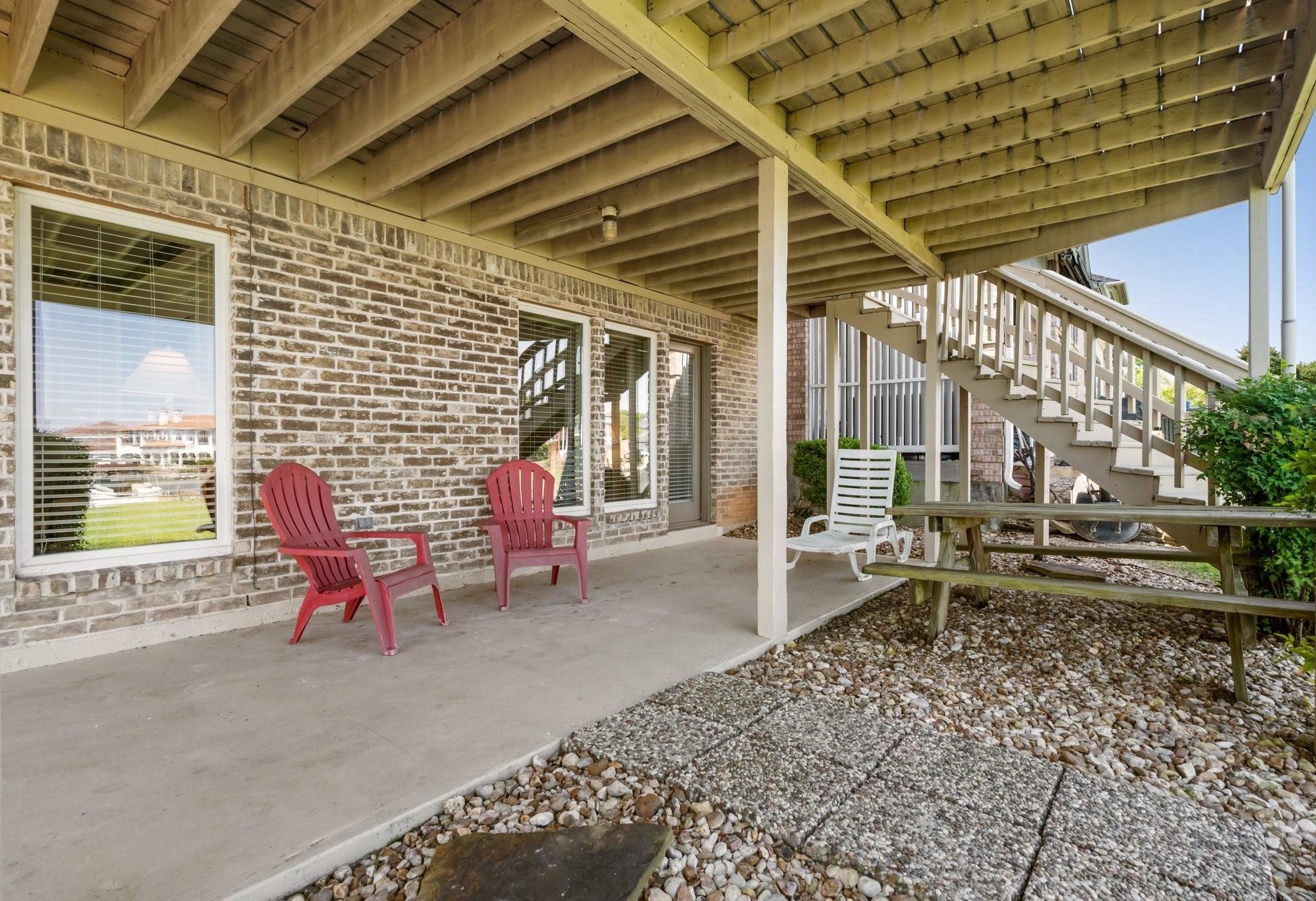 112 Cove Point Conroe, TX 77356 - Photo 45 of 47