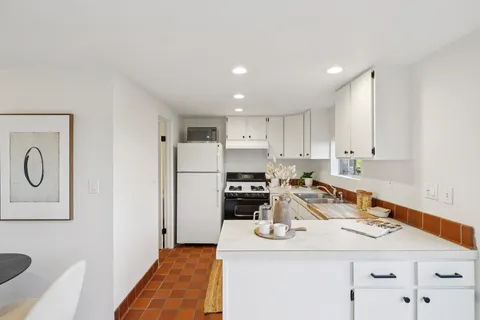 $2,095,000 | 311 Vista De Valle, Mill Valley, CA 94941