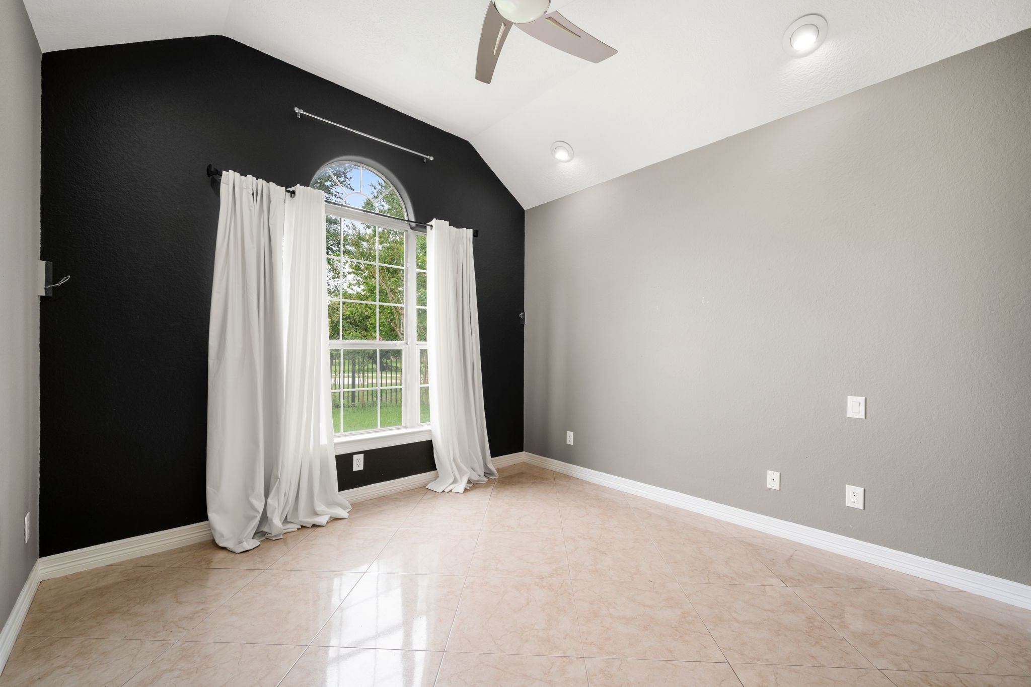 600 Riverbend Street Baytown, TX 77521 - Photo 18 of 26