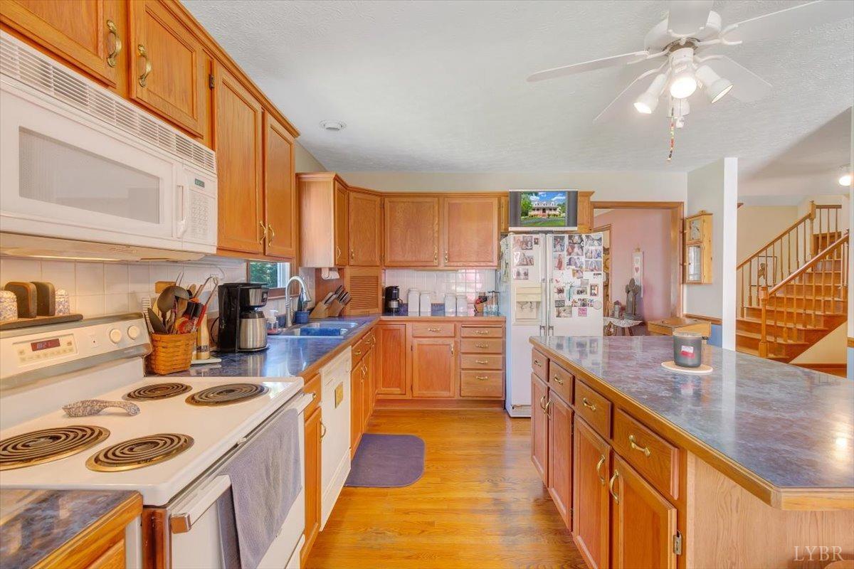 737 Homeplace Road Rustburg, VA 24588 - Photo 13 of 73