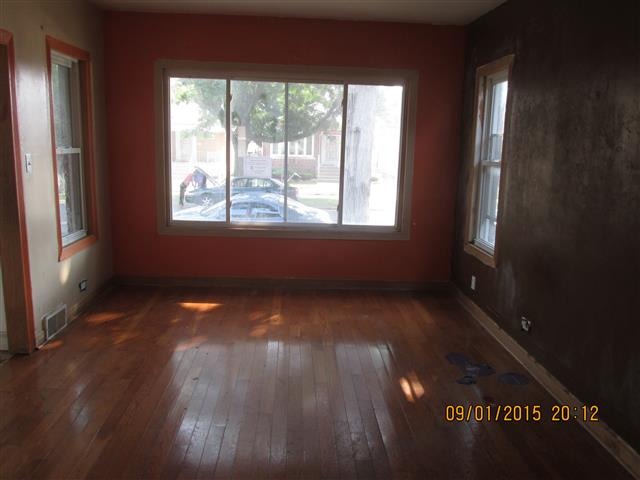 8822 South Ada Street Chicago, IL 60620 - Photo 5 of 18