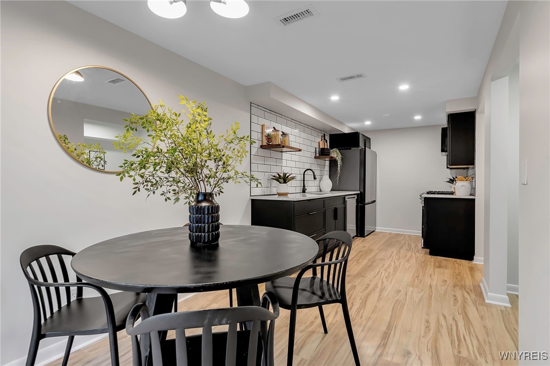 4 Cambridge Square Amherst, NY 14221 - Photo 11 of 43