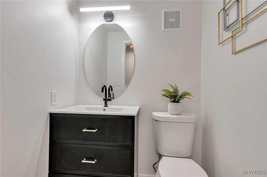 4 Cambridge Square Amherst, NY 14221 - Photo 23 of 43