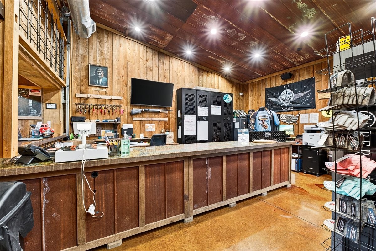 3975 Jarman Hollow Road Palmyra, TN 37142 - Photo 12 of 97