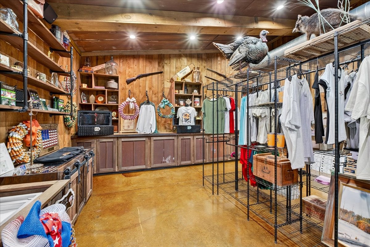 3975 Jarman Hollow Road Palmyra, TN 37142 - Photo 13 of 97