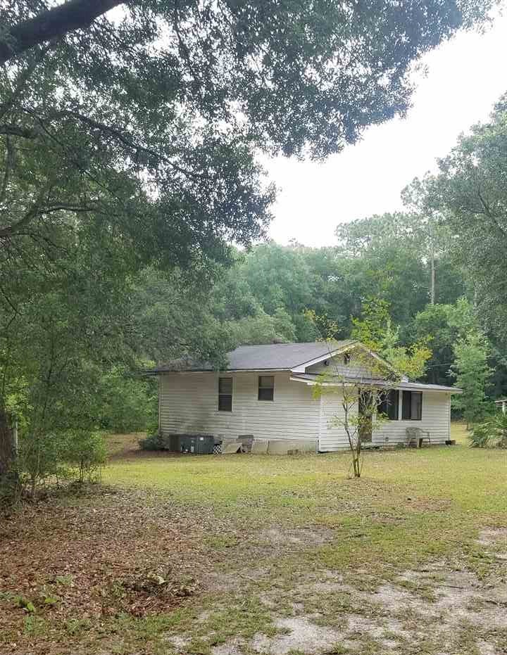 8600 Troy Drive Elberta, AL 36530 - Photo 5 of 18 front