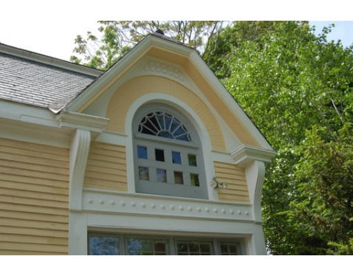 83 Washington Avenue, Unit CH Cambridge, MA 02140 - Photo 3 of 11 a view of a house with a porch