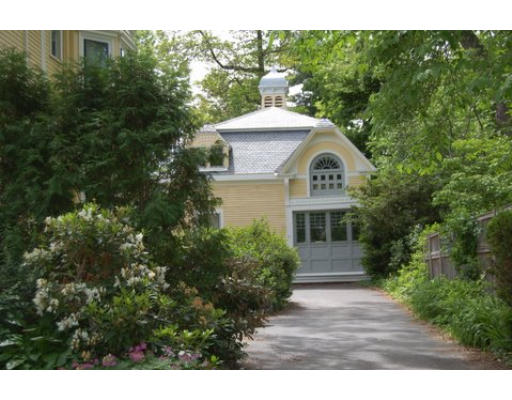 83 Washington Avenue, Unit CH Cambridge, MA 02140 - Photo 6 of 11 a front view of a house with a garden