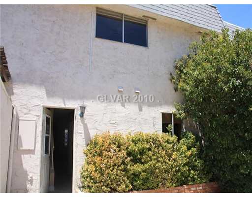 3114 South Pecos Road Las Vegas, NV 89121 - Photo 17 of 17 Yard/Garden.