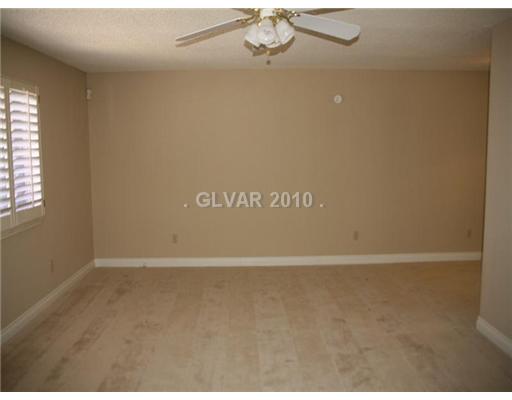3114 South Pecos Road Las Vegas, NV 89121 - Photo 3 of 17 Den.